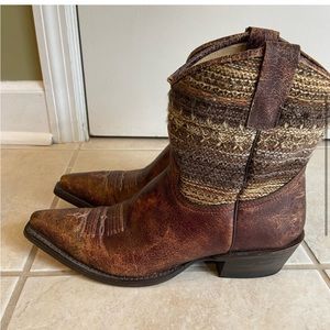 Roper Women’s Western Cowboy / Cowgirl Bootie - size 8
